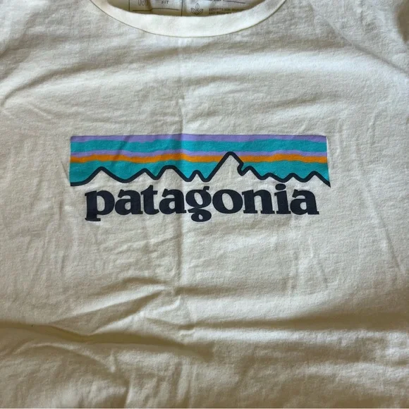 Patagonia Organic Cotton Cream Graphic Tee - Picture 5 of 6